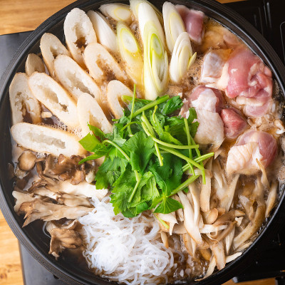 Kiritanpo Nabe日本秋田风格年糕鸡火锅