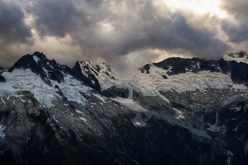 空中山风景,