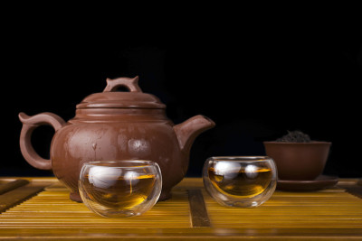正山小种红茶砂茶壶