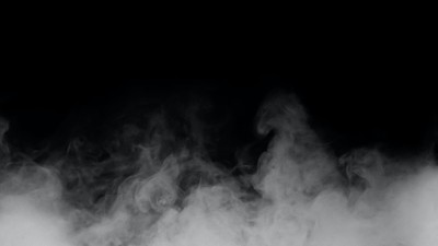黑色背景上的雾或白烟