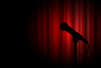 演员或喜剧演员的工作场所。红剧场窗帘。
