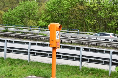 公共高速公路紧急电话