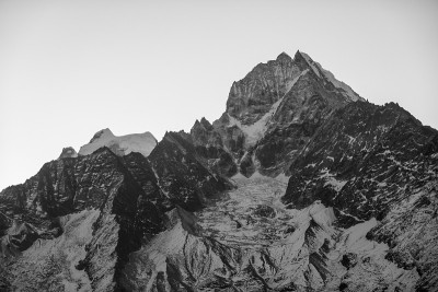 黑白山
