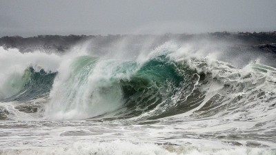 巨浪撞击1