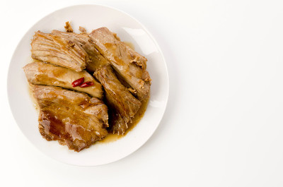 日本料理，煮金枪鱼的骨头部分