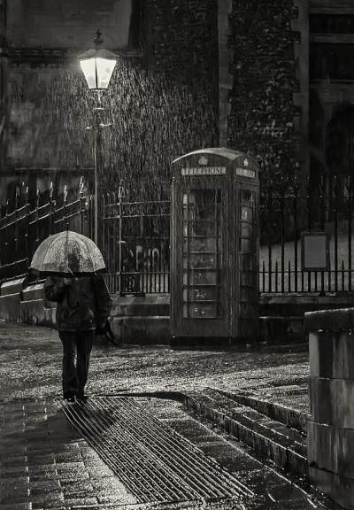 倾盆大雨