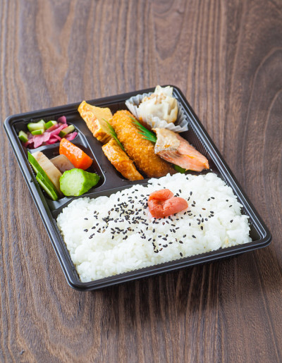 传统的日本便当料理