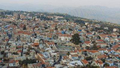 山上的古老村庄Pano Lefkara，鸟瞰图。拉纳卡区,塞浦路斯