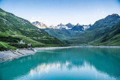 湖山