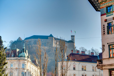 总统的告别,Slovenia