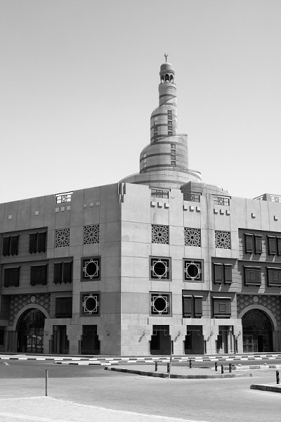 多哈清真寺和圆形尖塔