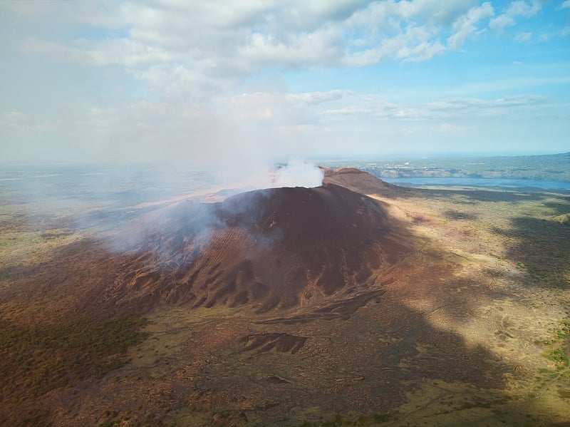 一个活跃的火山