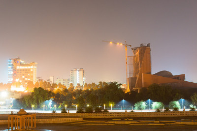 夜景拍摄的勒克瑙市