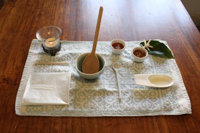 用糖和蜂蜜自制手部水疗