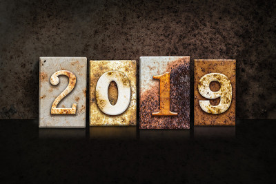 2019年凸版概念的黑暗背景