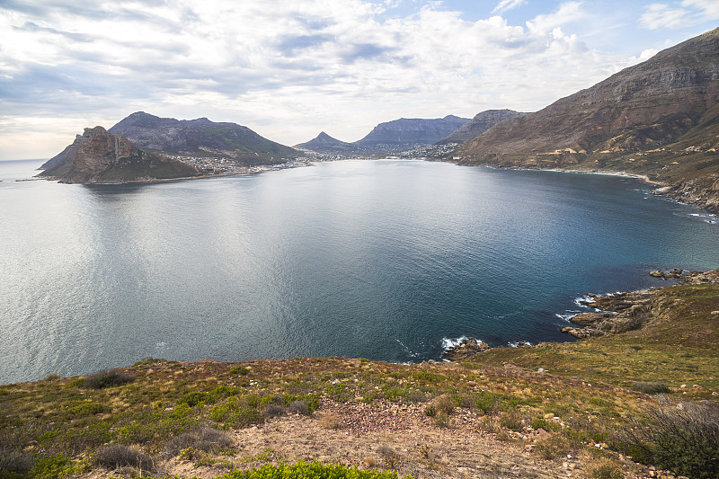 从查普曼斯峰路眺望豪特湾的美景