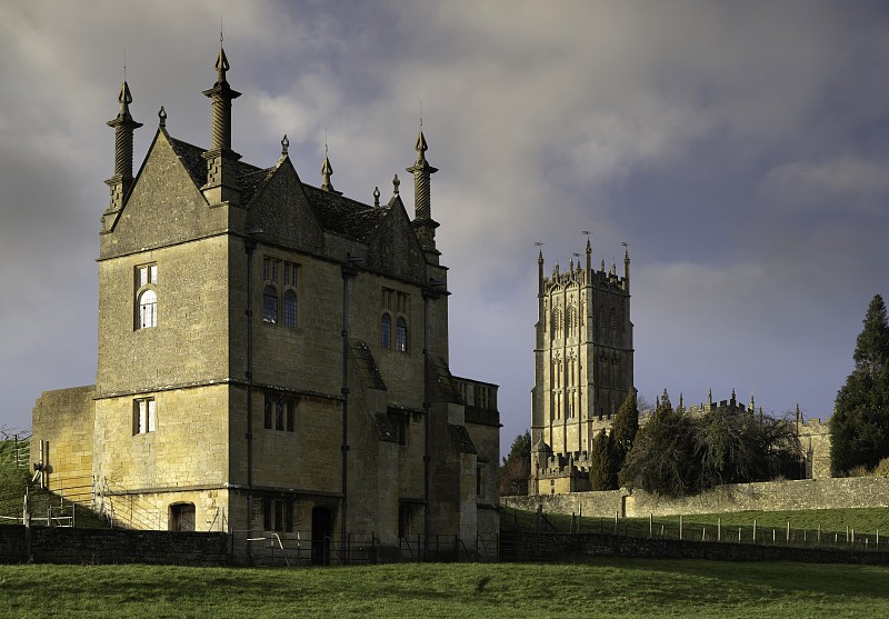 Chipping Campden教堂和宴会厅，科茨沃尔德，英国