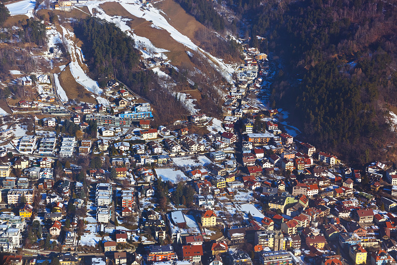 高山滑雪胜地-奥地利因斯布鲁克