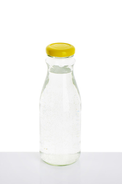一瓶水