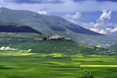 钢琴大di Castelluccio，山区和乡村景观