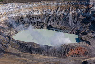 哥斯达黎加的Poas火山
