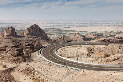 阿尔Ain的Jebel Hafeet山路
