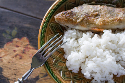炒鲈鱼饭