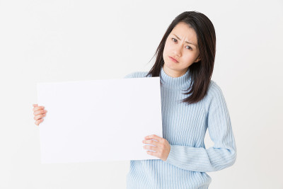 年轻迷人的亚洲女子