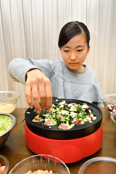 日本女孩喜欢章鱼馅饼派对
