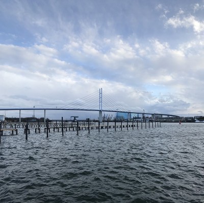 吕根岛大桥