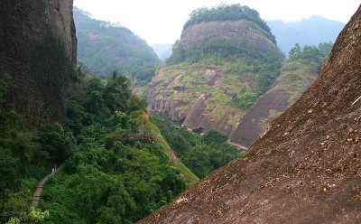 武夷山是中国福建省的最高峰