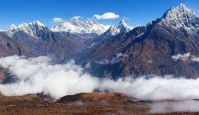 珠穆朗玛峰，Lhotse和Ama Dablam来自孔德