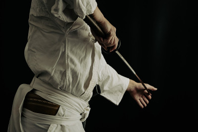 武士和他的日本剑的肖像