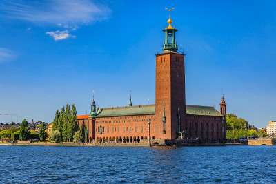 俯瞰市政厅，Stadshuset，在Kungsholmen岛的瑞典斯德哥尔摩