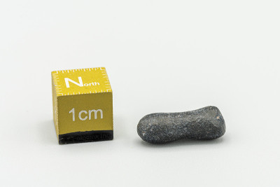 Black magnetic Tektite Meteorite called Atacamaite