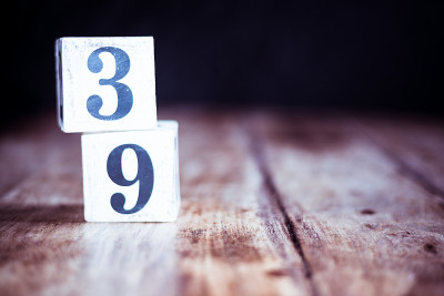 39号，39号，3号和9号日期，纪念日，生日