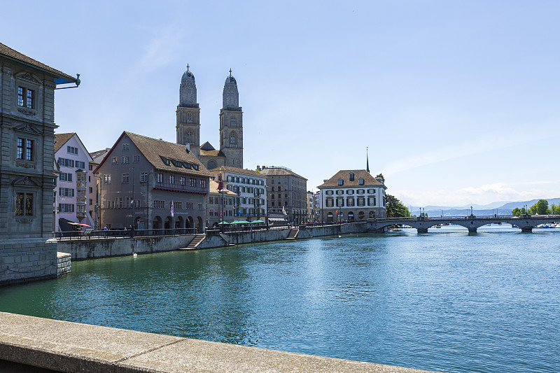 苏黎世，看Limmat和Grossmünster