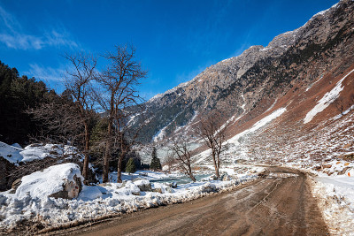 美丽的sonmarg在冬天，sonmarg，克什米尔