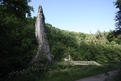 Ilam rock, Dovedale，
