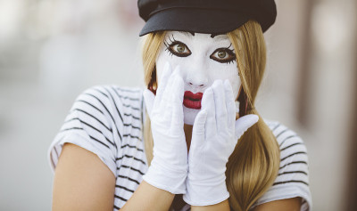 女性Mime