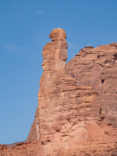露头地质构造，在冬季公园，在沙特阿拉伯的Al Ula