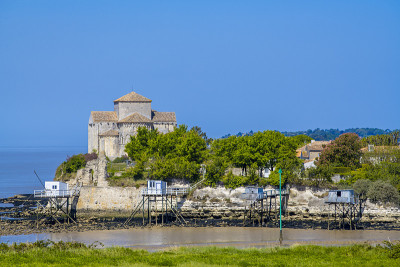 塔尔蒙特sur gironde，新阿基坦，圣拉德贡教堂，法国