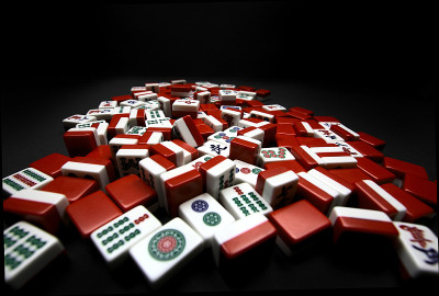 红色麻将牌