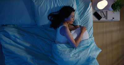 亚洲女性睡眠好