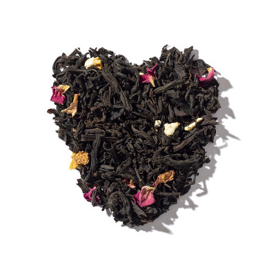 心形的干红茶堆。