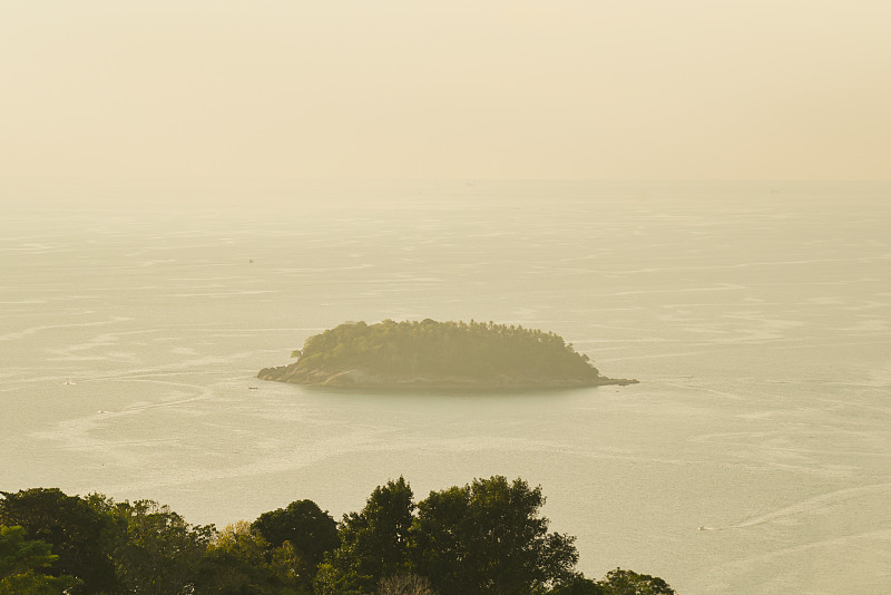 岛和海