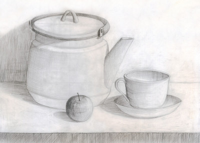 有水壶、苹果、铅笔画的静物画