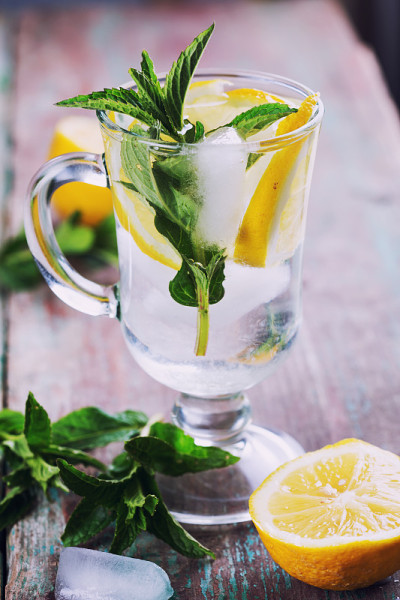 新鲜lemonad
