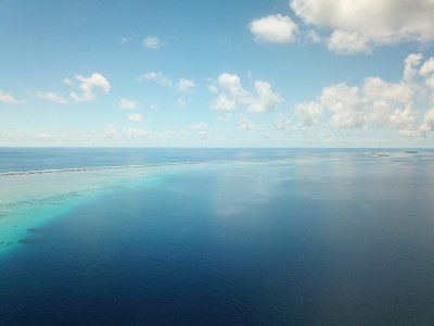 环礁的边缘和沙天堂在Truk泻湖，Chuuk