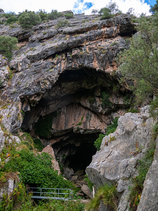 在班努扬，朗达，马拉加的Cueva del Gato山洞